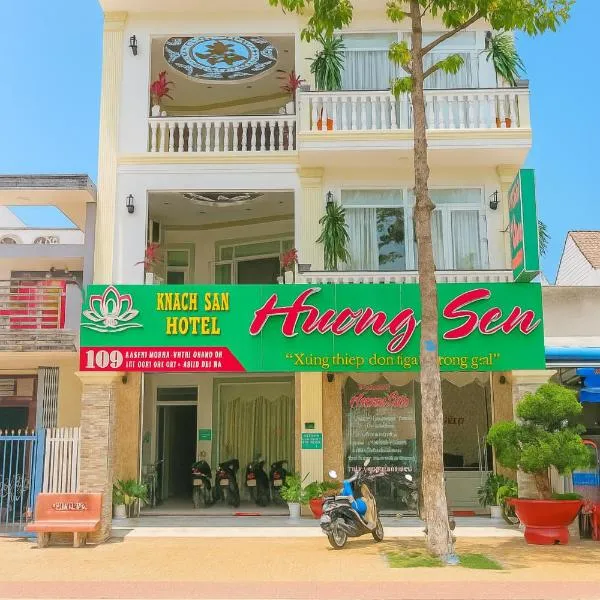 Khách sạn Hương Sen Sa Đéc, hotel in Sa Ðéc
