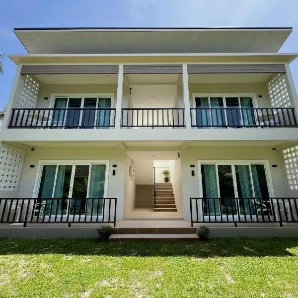 The Pinda House Bangtao, ξενοδοχείο στην Παραλία Μπανγκ Ταο