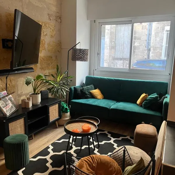 Appartement avec cour, hotel in Bordeaux