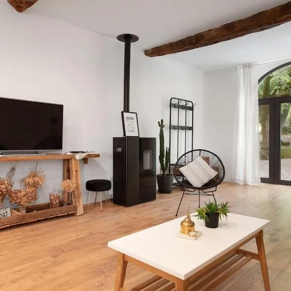 Domaine des Tilleuls, hotel v mestu Fénols