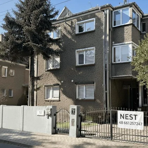 Nest Nocleg Poznań, hotel v Poznani