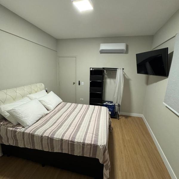Luizabela - apartamento pé na areia Praia Grande - Foto 2