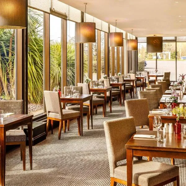 Mercure Telford Centre Hotel, hotel u gradu 'Telford'
