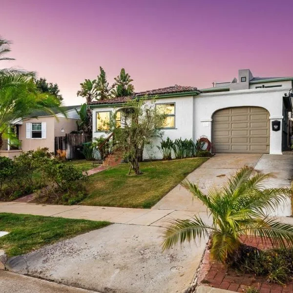 2BR-2 mins to Ocean-Sleeps 8-Pets, hotel v San Diegu