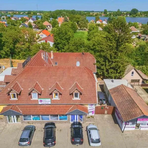 Tranzit Vendégház B, hotel v destinaci Ráckeve