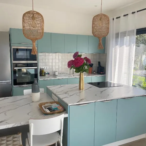 Appartement de charme à Propriano, vue sur le Golfe, hotel v destinaci Viggianello