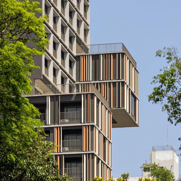On Melo Alves Jardins by Bstay