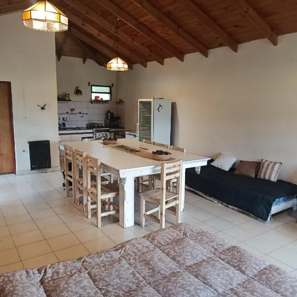 Apart hotel Las golondrinas, Hotel in Médanos