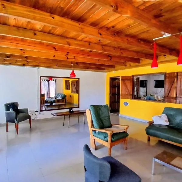 El Descanso, hotel a Camet Norte