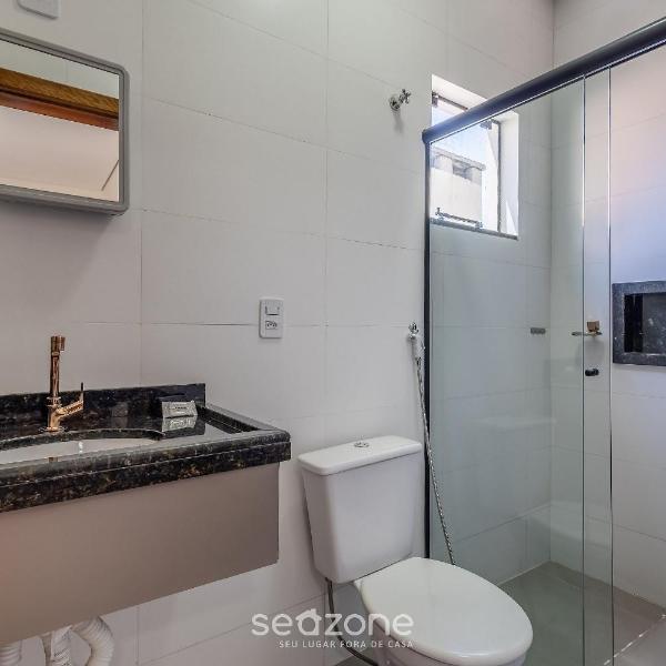 Aptos completos e com localização privilegiada, 70m do mar - ALOs