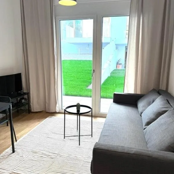 Central, Brand New Apartment with Private Own Garden, hotell i Wien