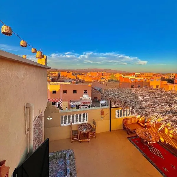 Riad Dar Sahara - Panoramic Rooftop, hotel in Nkob