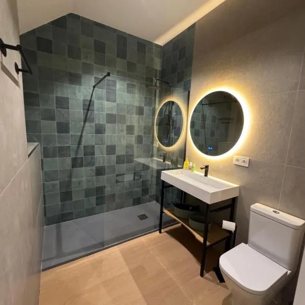 CAROLINA CENTRO SUITEs, hotel v destinaci Monesterio