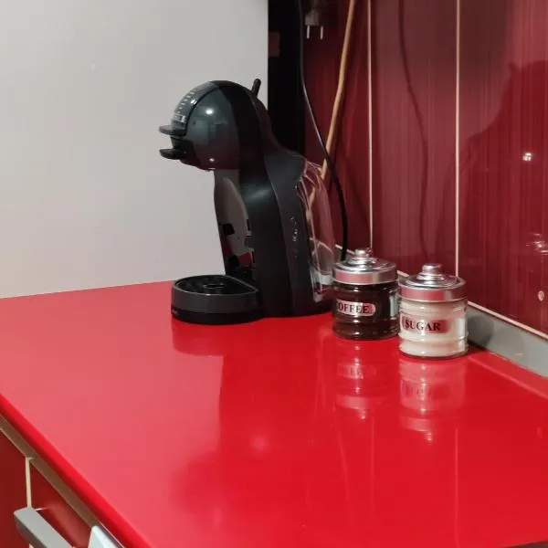 Apartament 2 camere decomandat!, Hotel in Ploieşti