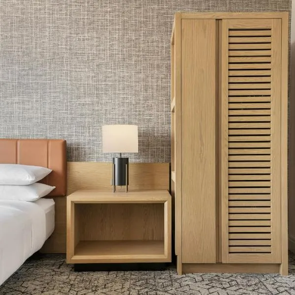Sheraton Charlotte Hotel, hotel in Charlotte