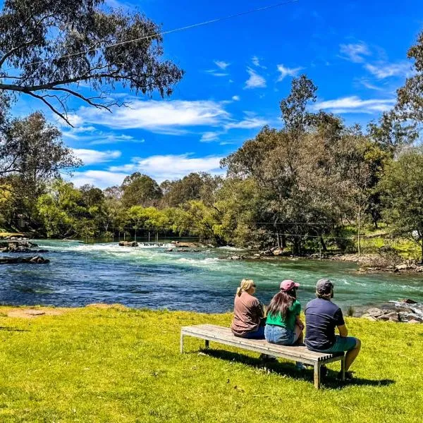 BIG4 Breeze Holiday Parks - Eildon, хотел в Илдън