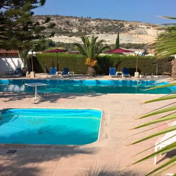 Rantzo Holiday Apartments, hotel v destinaci Pissouri
