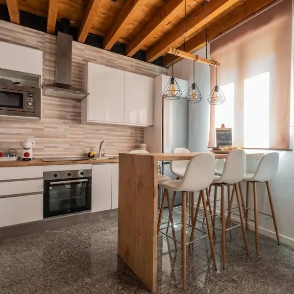 Apartamento en casco histórico Exclusivo con AC, hôtel à San Martín de Valdeiglesias
