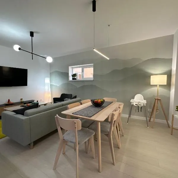 FLH - IVN Apartment near Binder Lake, hótel í Sibiu