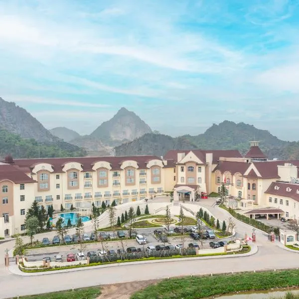 Legend Valley Hotel Ha Nam, khách sạn ở Phủ Lý