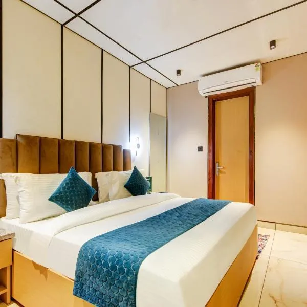 JS Residency Luxe Collection Hotel Near Nizamuddin Railway Station, hotel in New Delhi