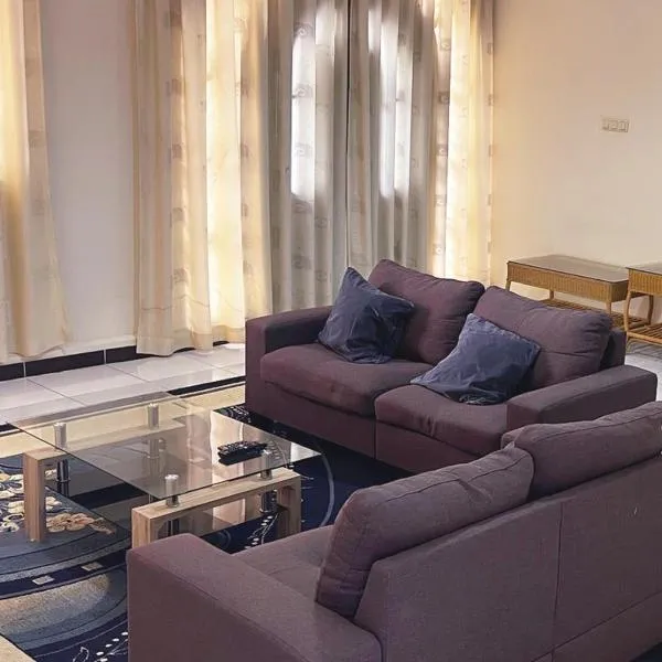 Paramaribo Villa 8p Full Airco Near Mall, ξενοδοχείο στο Παραμαρίμπο