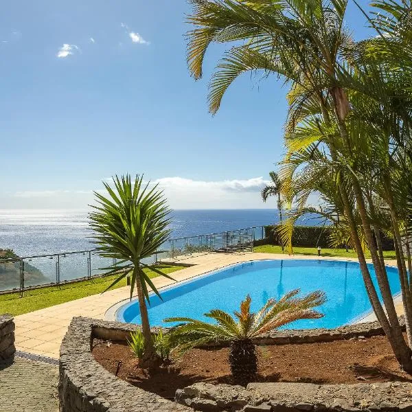 Calheta, Sun, Sea & Pool, hotel u gradu 'Calheta'