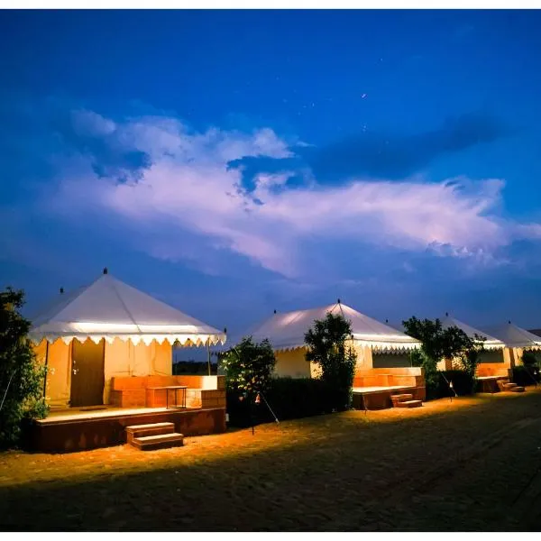 Barna desert camp jaisalmer, hotel en Kūri