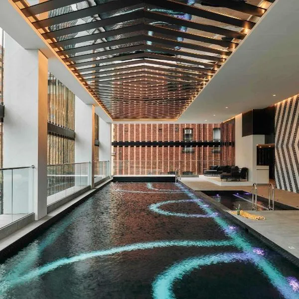 Movenpick Hotel Melbourne On Spencer, hotel in Melbourne