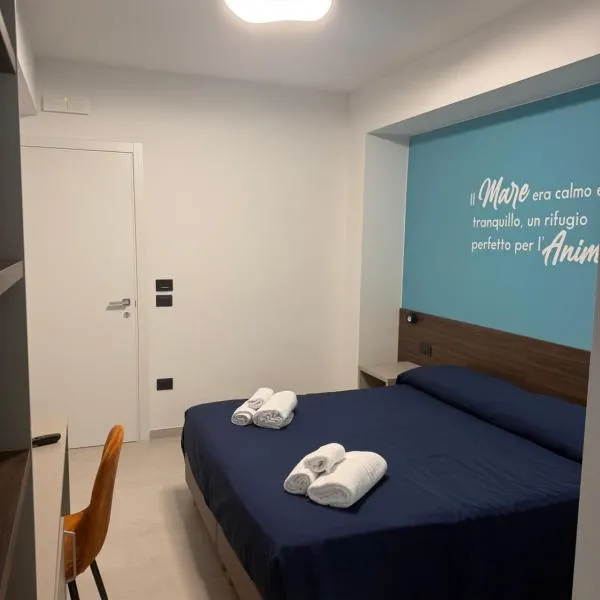 Home Sunset Camere con Jacuzzi a 200m dal Mare, hotell i Santa Maria del Cedro