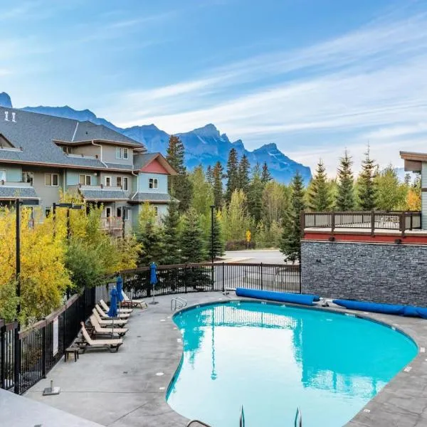 3BR Rockies Condo Heated Pool and Hot Tub, готель у місті Кенмор