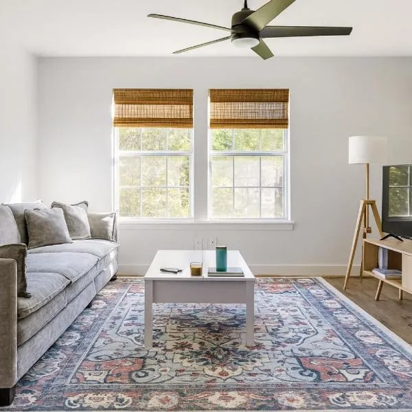 Stylish Stays in Historic Fourth Ward, hotel in Houston