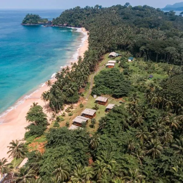 Domus Praia Jalé, hotel di Água-Côco