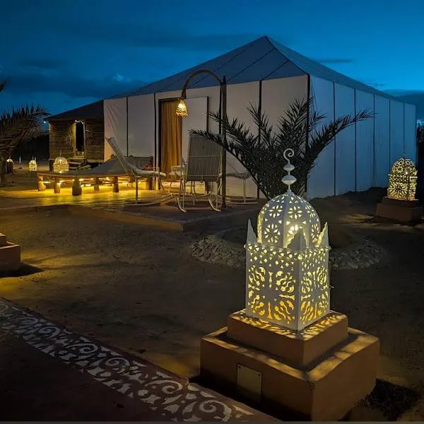 Unique Luxury Camp, hôtel à Merzouga