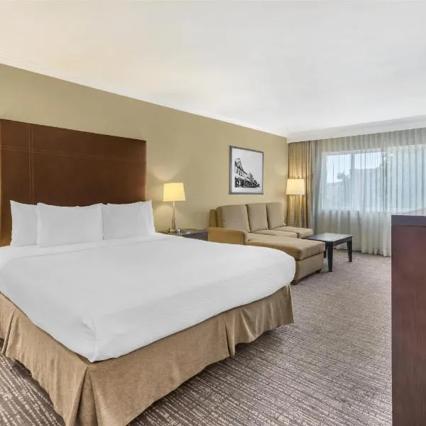 Best Western Plus Garden Court Inn, Hotel in Fremont