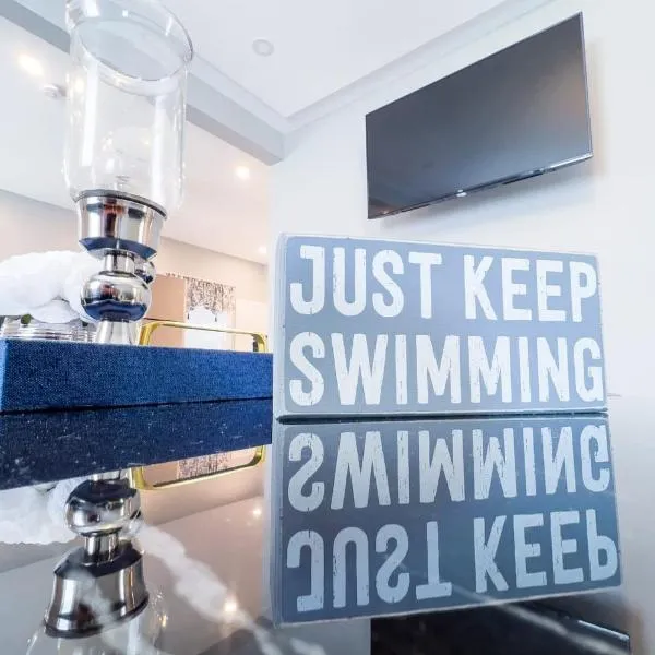 Group Friendly 6BR Near Aquarium & Niagara Falls, hotel in Niagara Falls