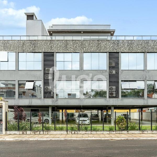 Studio c/ piscina no terraço 900m da praia