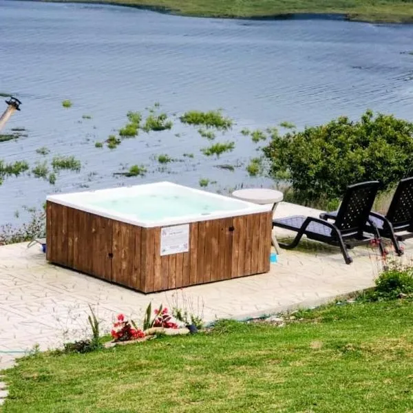 Cabañas en el Lago Calima, hotelli kohteessa Calima