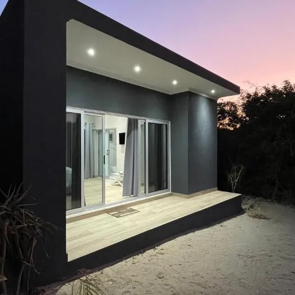 Cycad Beach Resort- Chalets, hotel in Praia de Macaneta