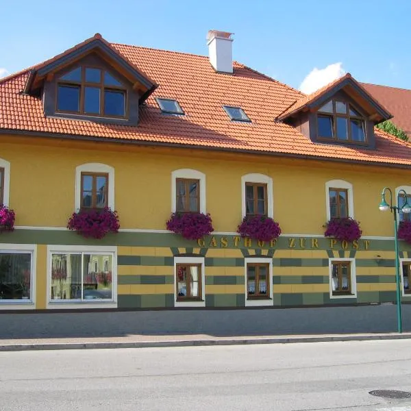 Gasthof zur Post, hotel en Schörfling am Attersee