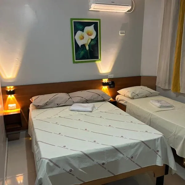 Hotel Tropicália próximo a 25 de março , Brás e Bom Retiro "Com estacionamento conveniado ao lado do hotel", hotel São Paulóban