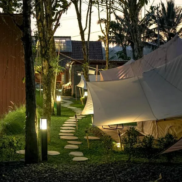 PukuPods - Tent & Cabin、タバナンのホテル