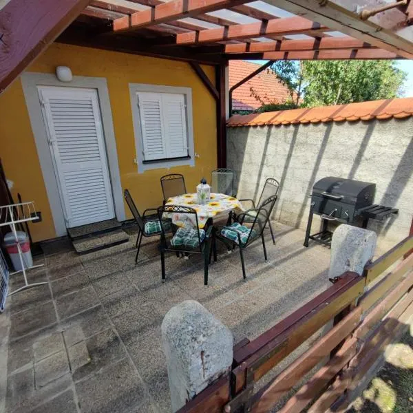 Apartment by MICHELLE, hôtel à Čatež ob Savi