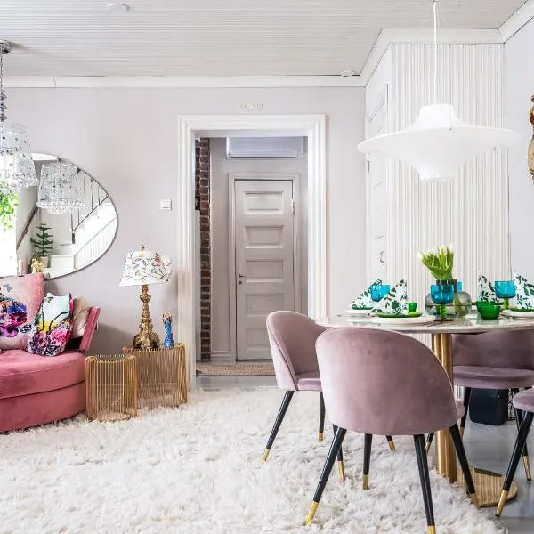 Hirsihuvi 1826, hotel in Oulu