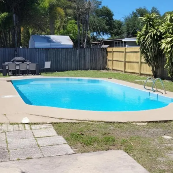 Private 5BR Oasis with Pool Near Clearwater Beach, hotel in Clearwater
