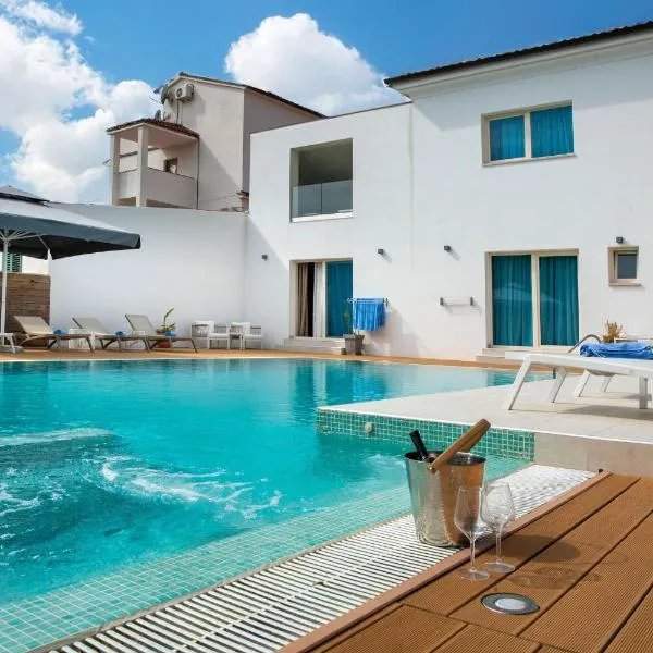 Villa Pasis 2, hotel v Rovinji