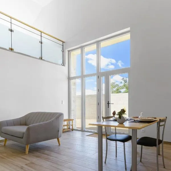 Résidence Penaud - Appartements design et climatisés à la campagne, hotel u gradu Saulcet