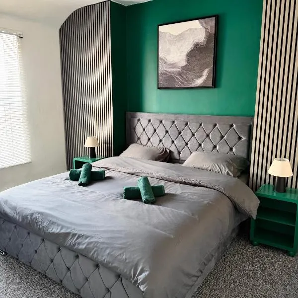 D&D Emerald House Anfield، فندق في ليفربول
