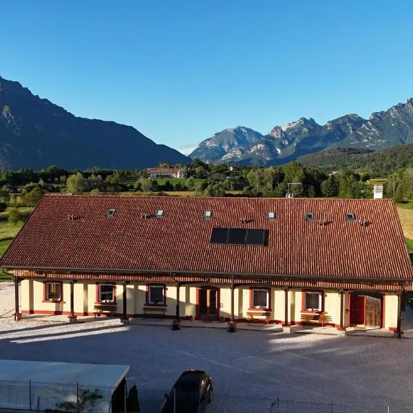 AGRITURISMO MODOLO Belluno Dolomiti, hotel in Belluno