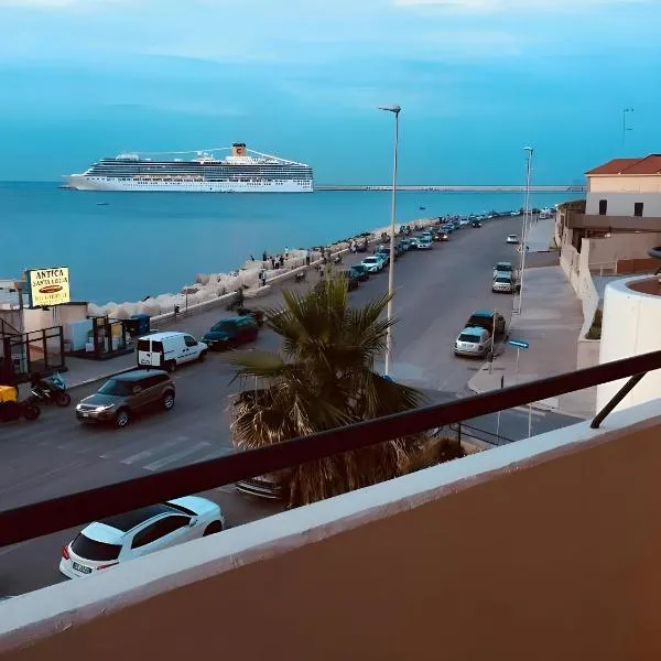 Rosato 14-balcone Sul Mare, hotel en Stazione Marittima
